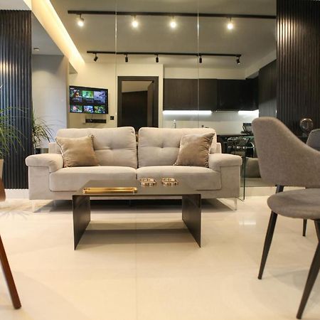 Raam Luxury Suites Larnaca Ngoại thất bức ảnh