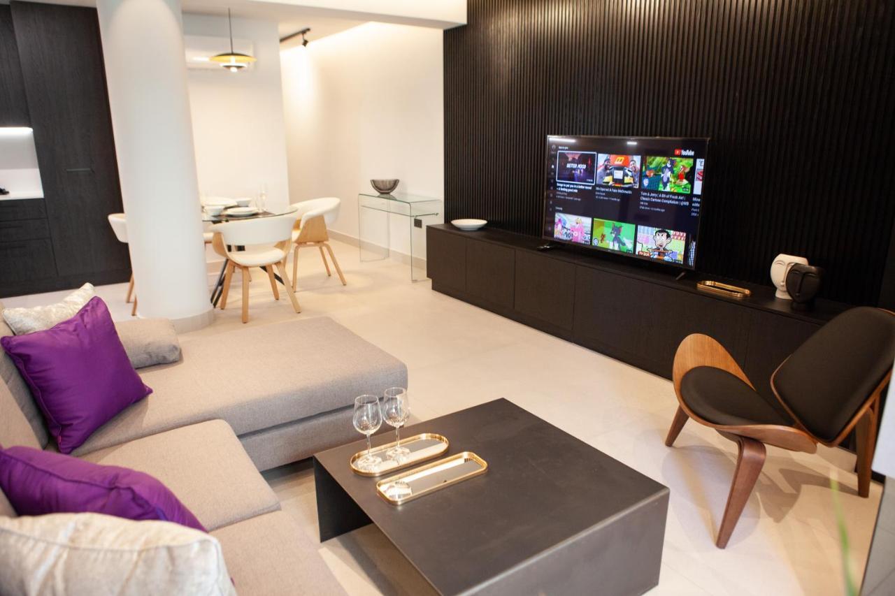 Raam Luxury Suites Larnaca Ngoại thất bức ảnh