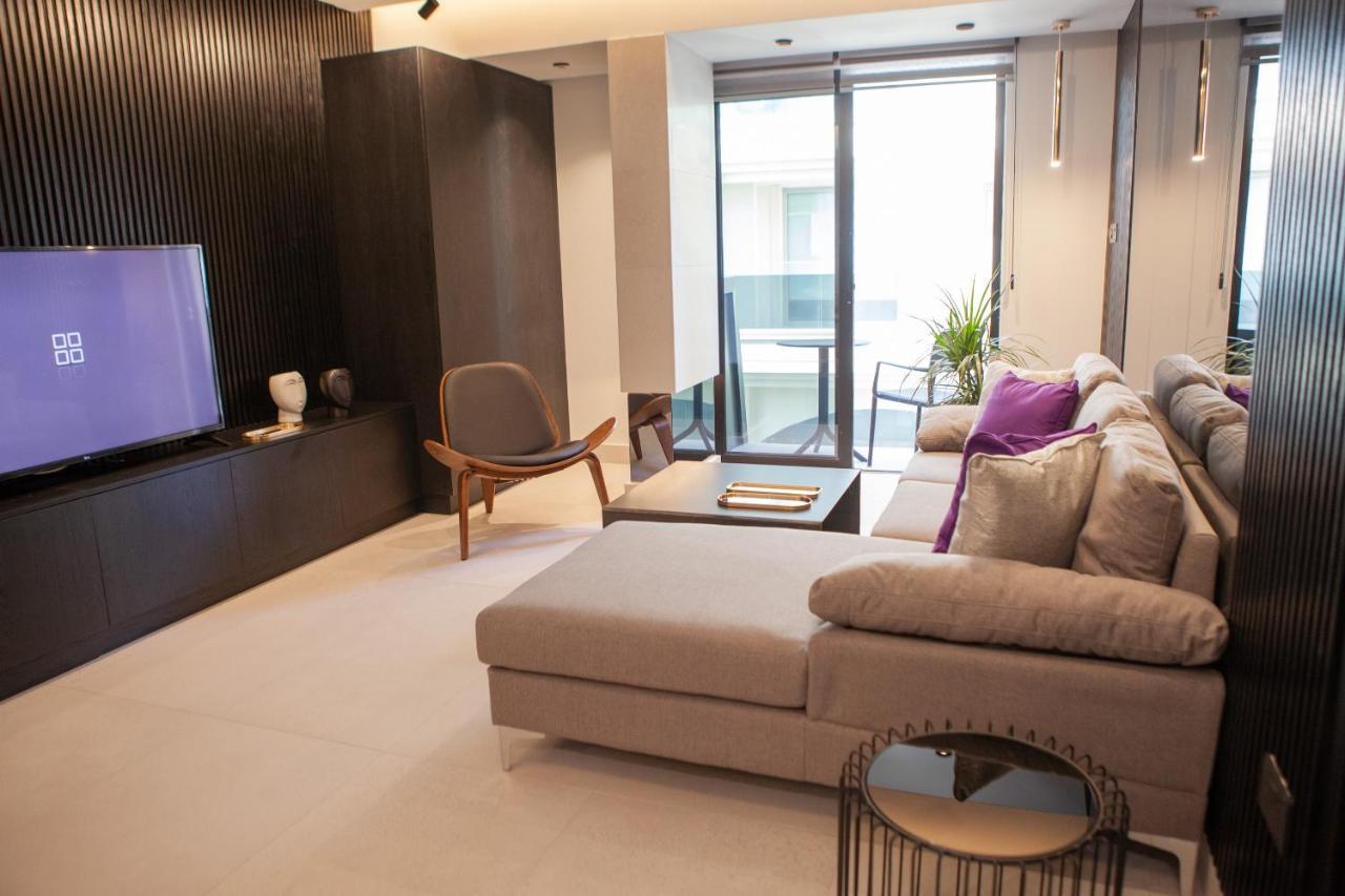 Raam Luxury Suites Larnaca Ngoại thất bức ảnh