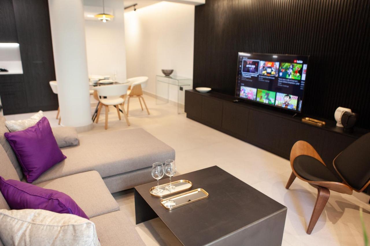 Raam Luxury Suites Larnaca Ngoại thất bức ảnh