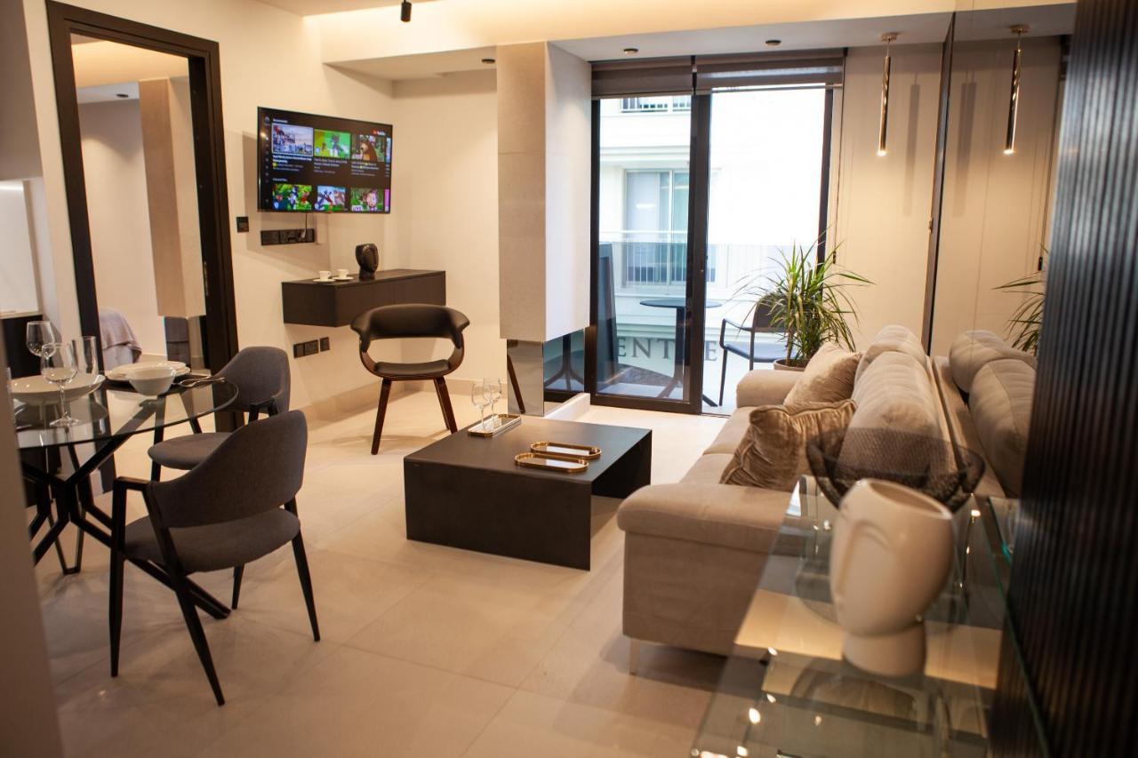 Raam Luxury Suites Larnaca Ngoại thất bức ảnh