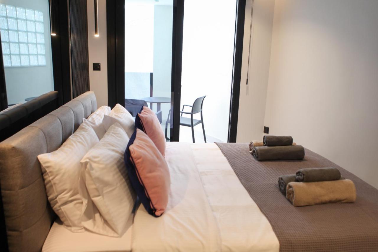 Raam Luxury Suites Larnaca Ngoại thất bức ảnh