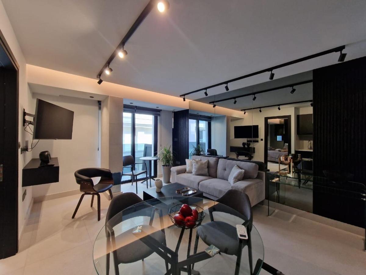 Raam Luxury Suites Larnaca Ngoại thất bức ảnh