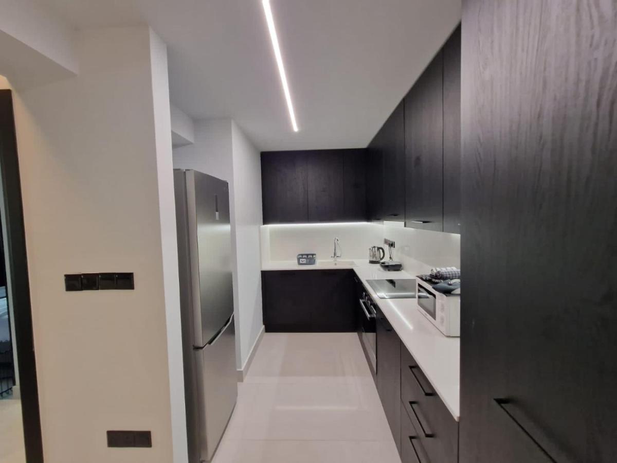 Raam Luxury Suites Larnaca Ngoại thất bức ảnh